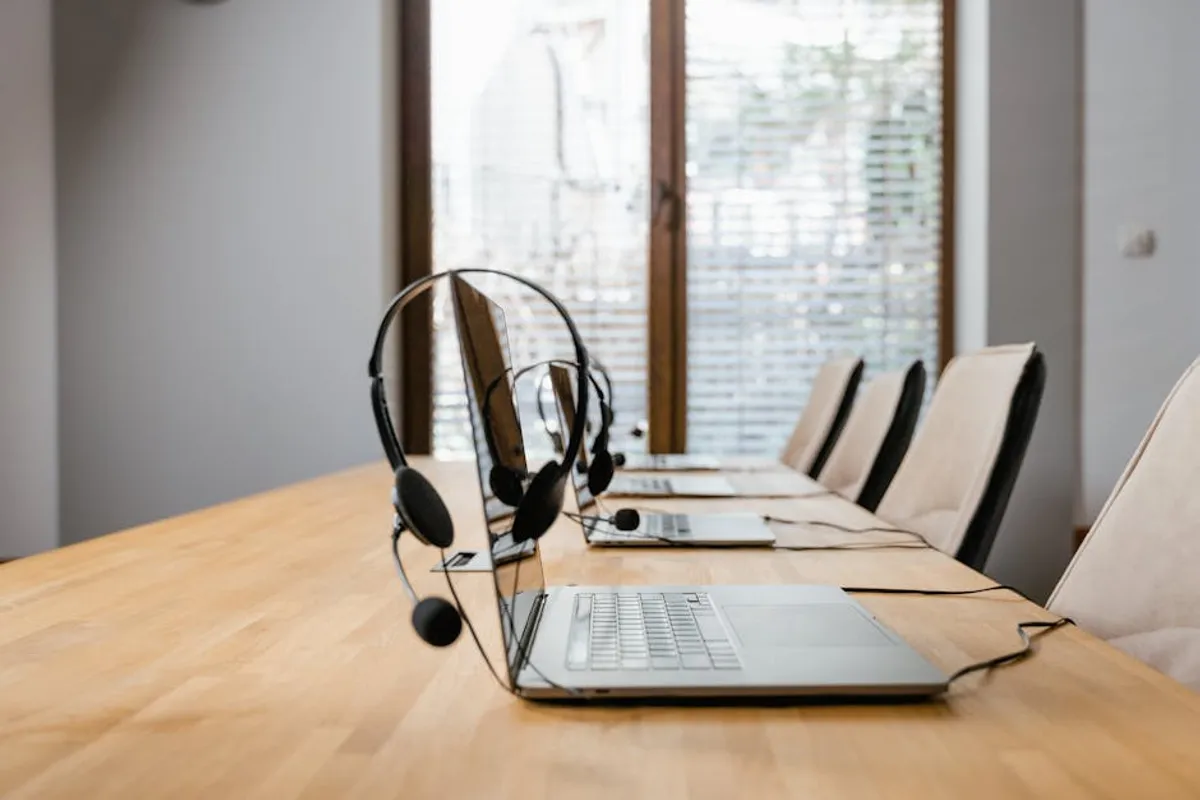 How truecrawns.com Can Support a Broader Topic Cluster
